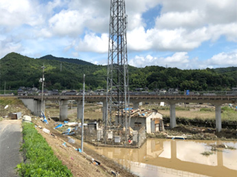 浸水した基地局設備(岡山県)